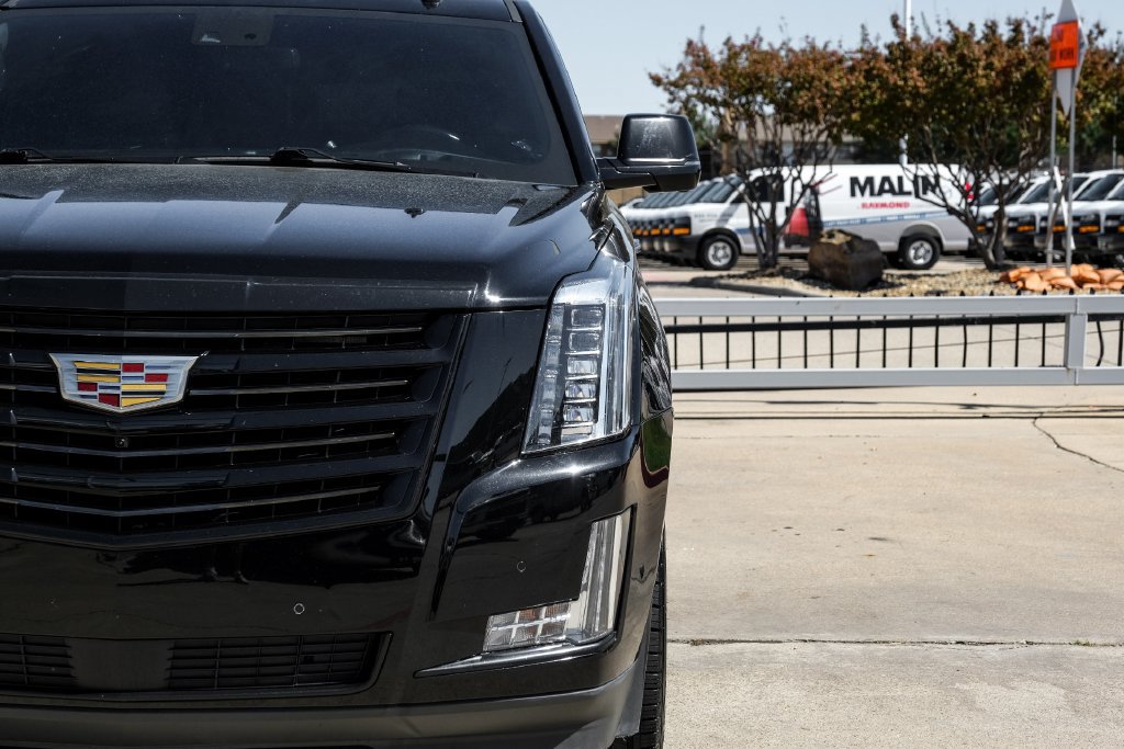 Used 2020 Cadillac Escalade Platinum AWD/4WD image 56