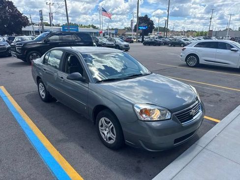 Used 2006 Chevrolet Malibu LS FWD image 2