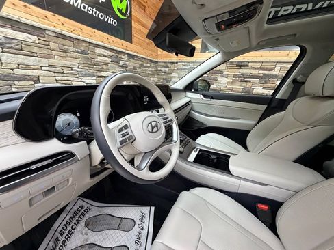 Used 2025 Hyundai Palisade Calligraphy image 10
