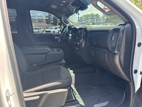 Used 2025 Chevrolet Silverado 1500 Custom RWD image 16
