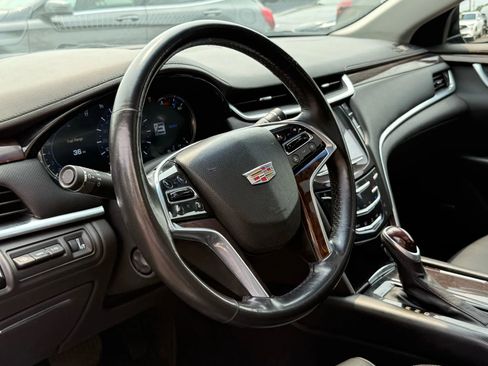 Used 2016 Cadillac XTS Premium image 9