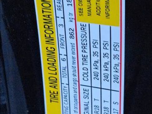 Used 2021 Chevrolet Silverado 1500 LT image 14