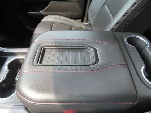 Used 2024 Chevrolet Suburban RST w/ Luxury Package AWD/4WD image 40