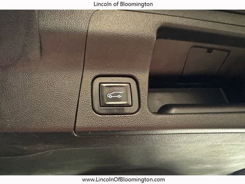 Used 2020 GMC Acadia Denali w/ Technology Package image 27