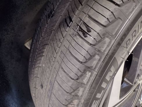 Certified 2023 Hyundai Tucson Limited AWD/4WD image 7