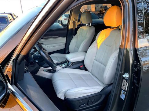 Used 2020 Kia Telluride SX image 26