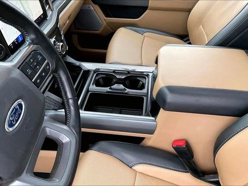 Used 2023 Ford F250 Lariat w/ Tow Technology Package image 13