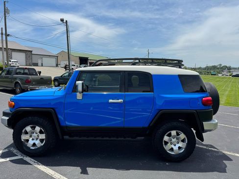 Used 2007 Toyota FJ Cruiser 4WD image 4