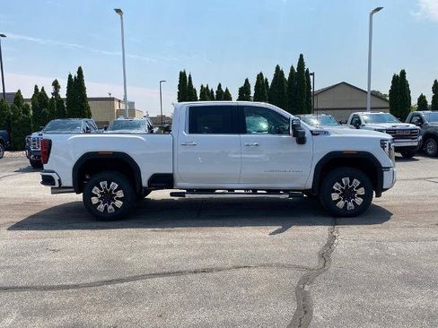 New 2025 GMC Sierra 2500 Denali w/ Denali Reserve Package image 7