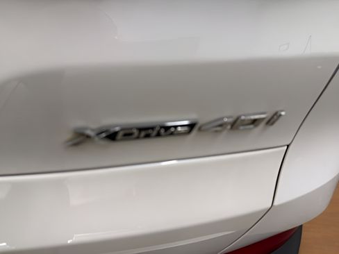 Used 2024 BMW X5 xDrive40i AWD/4WD image 9