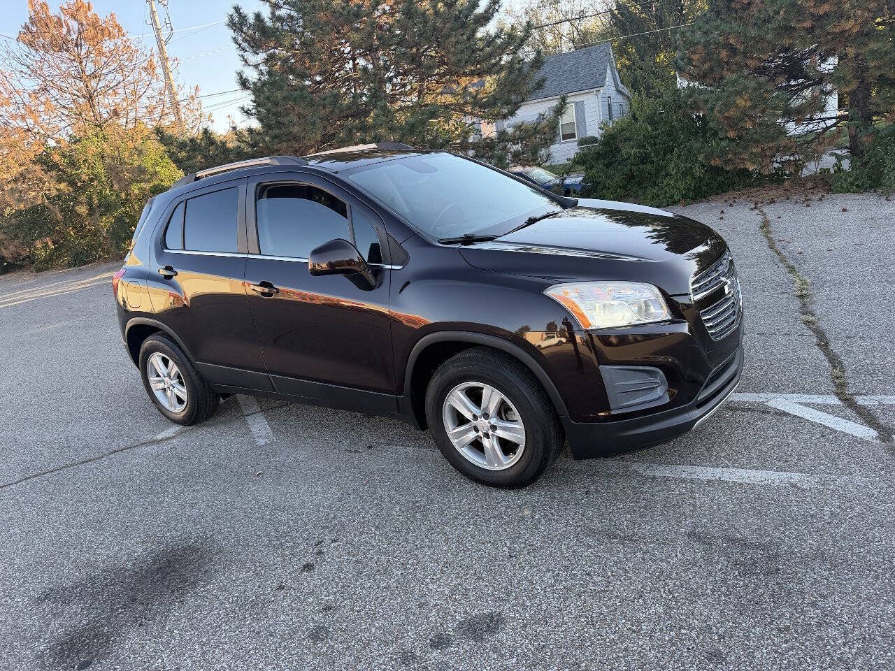 Used 2015 Chevrolet Trax LT w/ LT Plus Package FWD image 4