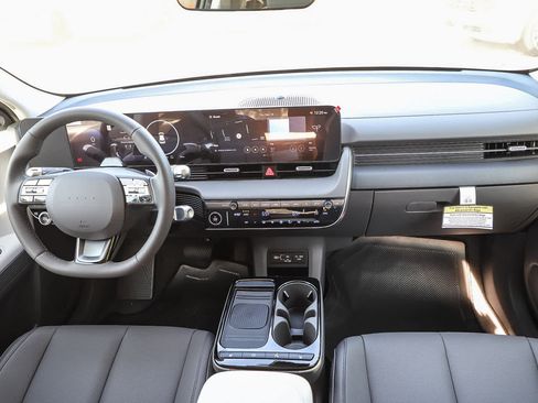 New 2026 Hyundai Ioniq 5 SEL image 15