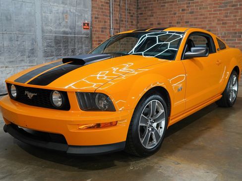 Used 2008 Ford Mustang GT Premium RWD image 19