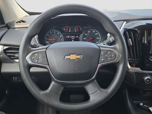 Used 2019 Chevrolet Traverse LS w/ LPO, Blackout Package FWD image 9