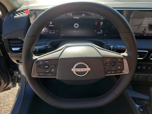 New 2026 Nissan Sentra SR w/ SR Premium Package FWD image 28