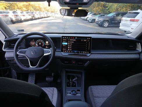 New 2026 Volkswagen Tiguan S image 12