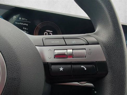Used 2025 Hyundai Tucson SEL FWD image 12