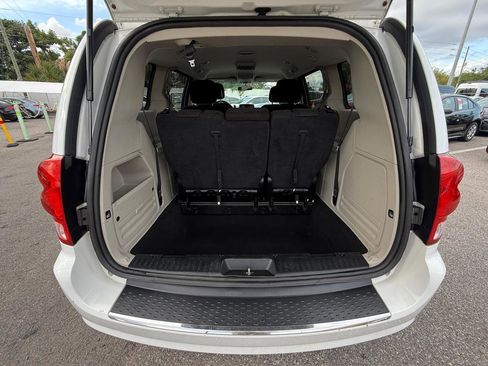 Used 2016 Dodge Grand Caravan SE w/ Quick Order Package 29E SE FWD image 21