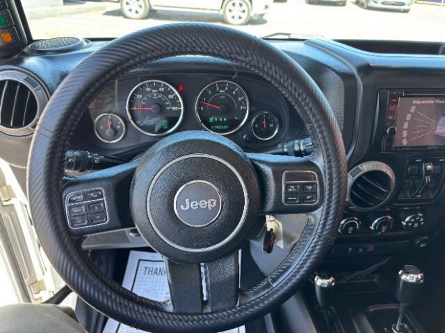 Used 2015 Jeep Wrangler Unlimited Sport w/ Quick Order Package 24S AWD/4WD image 11