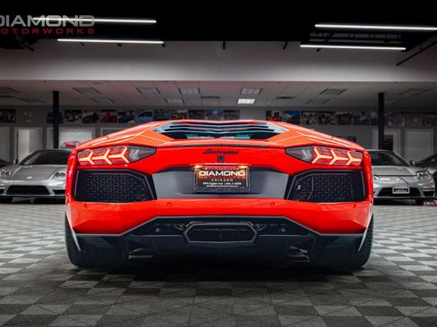 Used 2017 Lamborghini Aventador LP 700-4 image 23