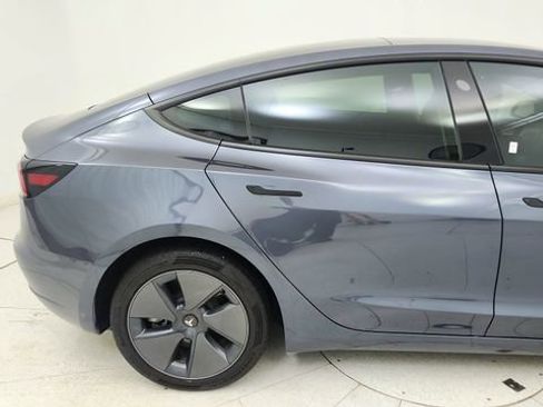 Used 2023 Tesla Model 3 Standard Range image 7
