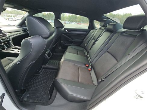 Used 2022 Honda Accord Sport image 18