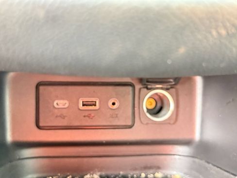 Used 2023 Chevrolet Equinox RS AWD/4WD image 33