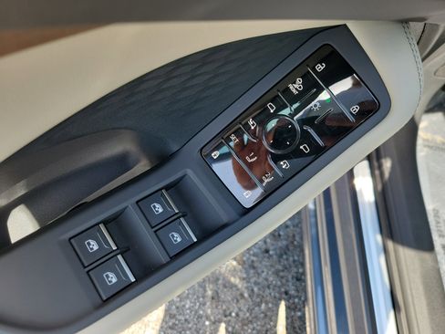 Used 2025 Audi A5 2.0T Premium Plus w/ Premium Plus image 18