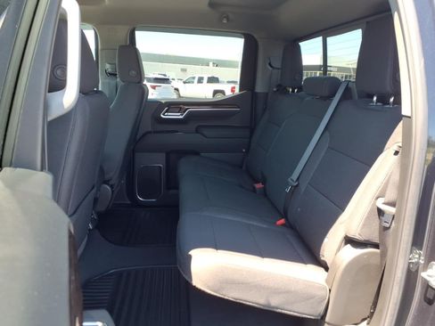 Certified 2025 GMC Sierra 1500 SLE w/ Preferred Package AWD/4WD image 17