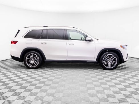 Used 2024 Mercedes-Benz GLS 450 4MATIC image 6