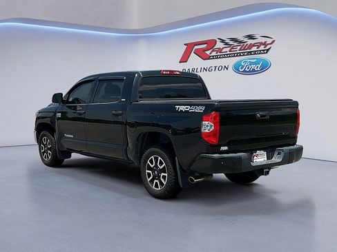 Used 2019 Toyota Tundra SR5 image 3
