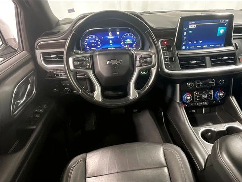 Used 2023 Chevrolet Tahoe Z71 w/ Luxury Package image 18