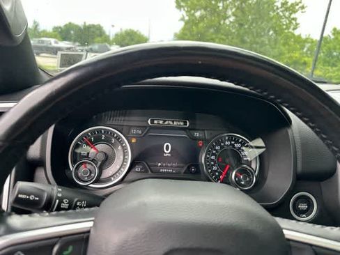 Used 2019 RAM 1500 Big Horn AWD/4WD image 10