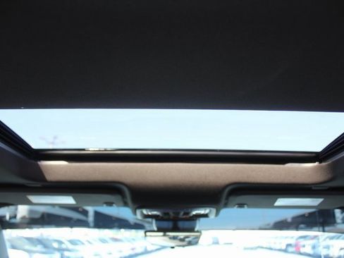 Used 2024 GMC Sierra 2500 Denali w/ Denali Reserve Package image 23