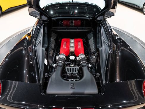 Used 2011 Ferrari 458 Italia Coupe image 18