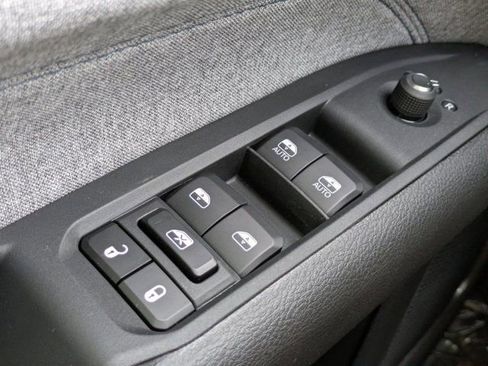 New 2026 Jeep Compass Latitude image 20