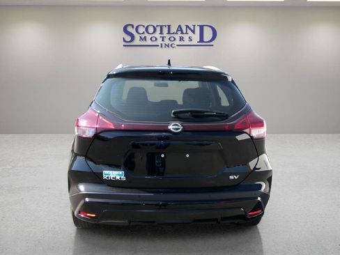 Used 2024 Nissan Kicks SV FWD image 7