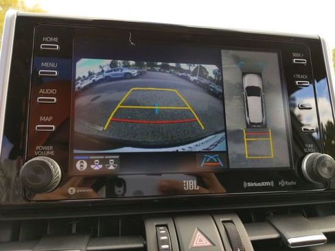 Used 2021 Toyota RAV4 Limited image 20