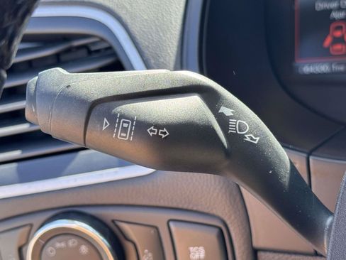 Used 2023 Ford Edge SEL AWD/4WD image 11