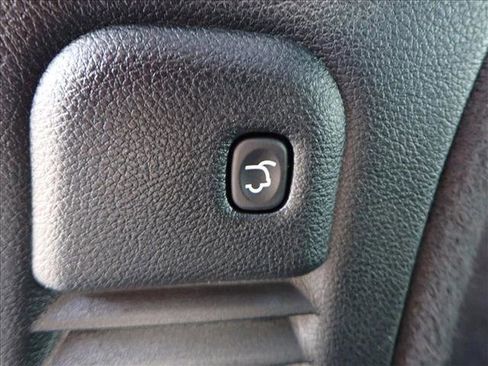 Used 2023 Dodge Durango GT image 9