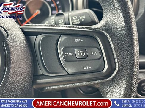 Used 2022 Jeep Wrangler Sport AWD/4WD image 33