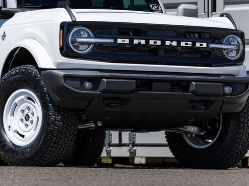New 2026 Ford Bronco Outer Banks AWD/4WD image 12