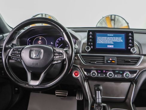 Used 2022 Honda Accord Sport image 17