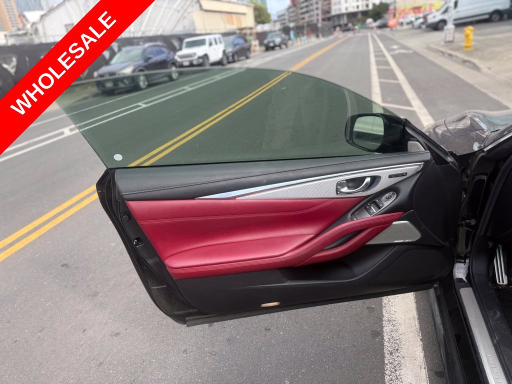 Used 2017 INFINITI Q60 Red Sport 400 RWD image 8