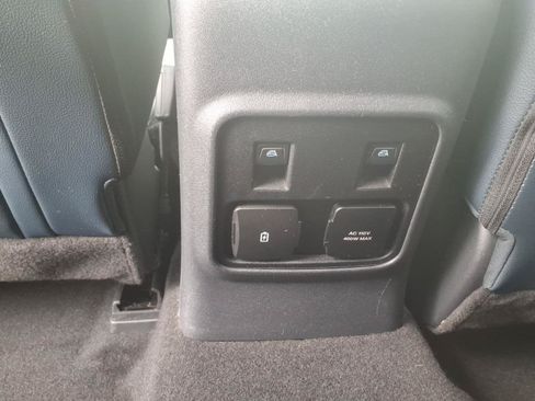 Used 2022 Ford Bronco Outer Banks w/ Sasquatch Package AWD/4WD image 15