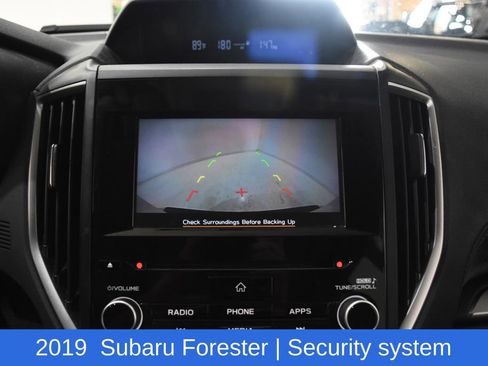 Used 2019 Subaru Forester Premium AWD/4WD image 17
