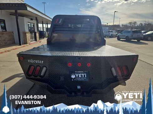 Used 2024 Ford F350 XLT w/ Black Appearance Package image 4