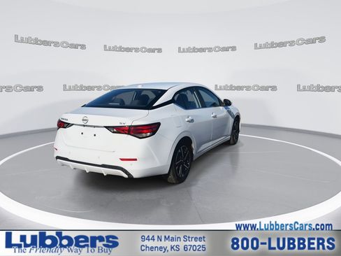 Used 2024 Nissan Sentra SV image 8