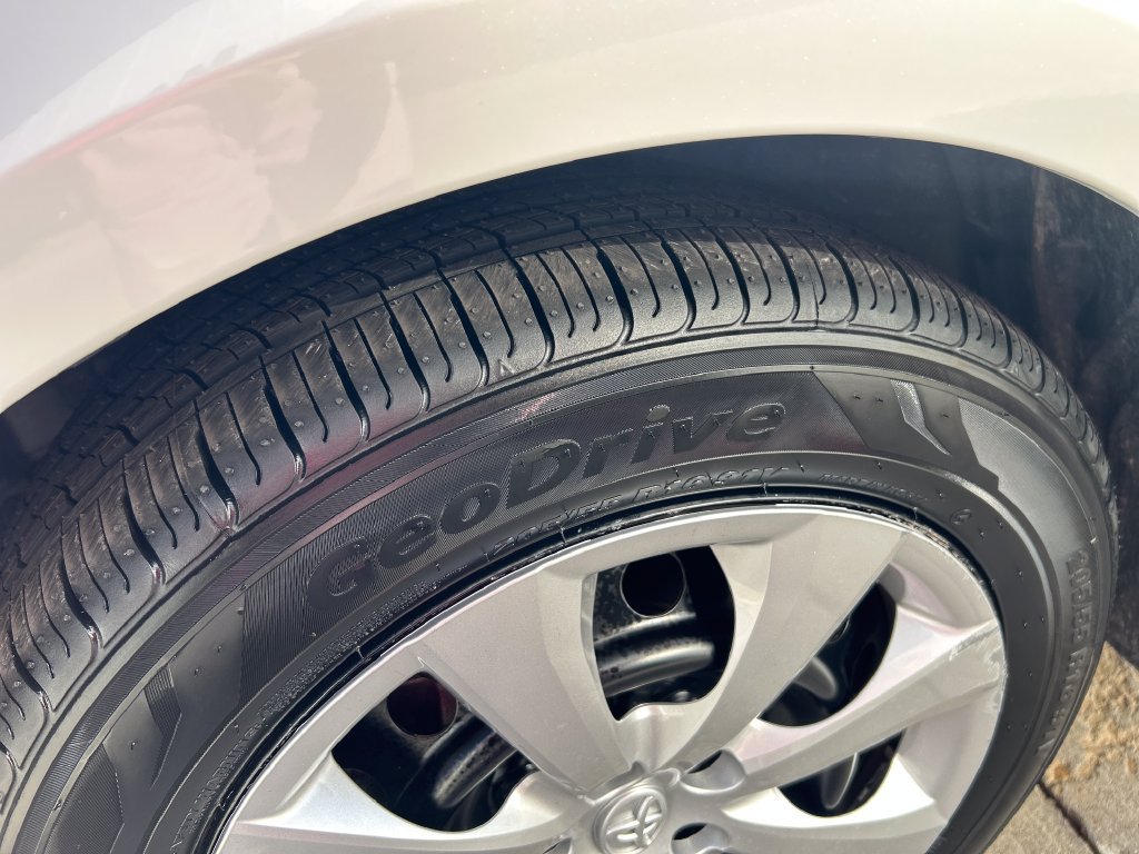 Certified 2025 Toyota Corolla LE FWD image 15