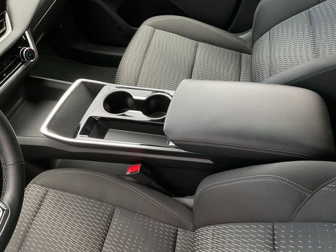 Used 2025 Chevrolet Equinox LT image 34